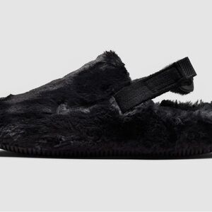 Nike Black Furry Women's Mules